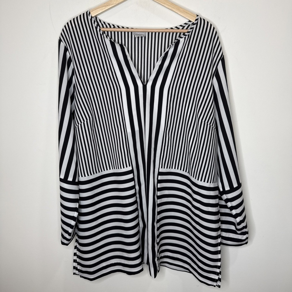 Chico's Stripe Tunic Top Shirt 16/18 Black White V Neck Long Sleeve Lightweight‎